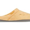 Crocs クラシック カジュアル シックン ステイウォーム ユニセックス イエロー スリッパ 203600-838