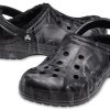 Crocs 耐摩耗性 コージースポーツ ユニセックス グレーサンダル 205975-938