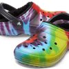 Crocs クラシック タイダイ ステイウォーム コージー クロックス スポーツスリッパ ユニセックス パープルレッド 206341-988