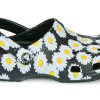 Crocs クラシック クロデイジー フルプリント サンダル ユニセックス ブラック 206375-0ZI