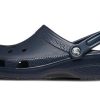 Crocs Classic Beach ユニセックス ブルーブラック サンダル “ブルーブラック” 10001-410