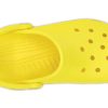 Crocs Classic Crocs Beach ユニセックス ブライトイエロー サンダル 10001-7C1
