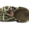 Crocs (GS) クラシック リアルツリー クロッグ “オリーブベージュ” 204624-260