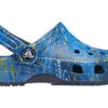 Crocs (GS) クラシック モッシーオーク コースタル クロッグ “ブルー” 207259-410