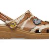 Crocs (GS) ジュラシック・ワールド クラシック クロッグ “ブラウンホワイト” 208860-202