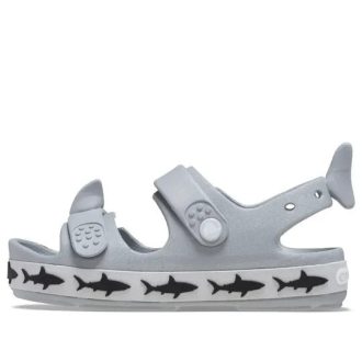 Crocs (GS) クロックバンド クルーザー シャーク サンダル “グレー” 210029-007