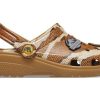 Crocs (GS) ジュラシック・ワールド x クラシック クロッグ “サンド” 208808-202