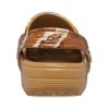 Crocs (GS) ジュラシック・ワールド x クラシック クロッグ “サンド” 208808-202