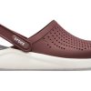 Crocs LiteRide ユニセックス ブラウン サンダル 204592-616