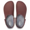 Crocs LiteRide ユニセックス ブラウン サンダル 204592-616