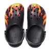 Crocs (PS) クラシック フレイム ブロイルド クロッグ “ブラック レッド グリーン” 206629-0X9