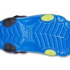Crocs (PS) フラットヒール ブルー サンダル 207011-4JL