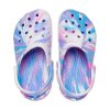 Crocs (PS) クラシック マーブル クロッグ “ブルー パープル ピンク” 207464-102