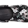 Crocs (WMNS) バヤ プリント クロッグ “トロピカル フローラル ブラック” 205839-98F