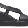 Crocs (WMNS) ブルックリン コージー ノンスリップ スポーツサンダル ブラック 206222-060