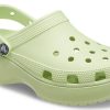 Crocs (WMNS) クラシック プラットフォーム クロッグ “セロリ” 206750-335