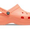 Crocs (WMNS) クラシック クロッグ “パパイヤオレンジ” 206750-83E