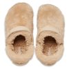 Crocs (WMNS) クラシック ファー シュア クロッグ “チャイ” 207303-212