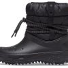 Crocs (WMNS) クラシック ネオ パフ リュクス ブーツ “ブラック” 207312-001
