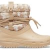 Crocs (WMNS) クラシック ネオ パフ リュクス ブーツ “ベージュホワイト” 207312-2E9