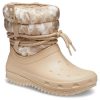 Crocs (WMNS) クラシック ネオ パフ リュクス ブーツ “ベージュホワイト” 207312-2E9