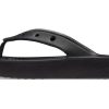 Crocs (WMNS) クラシック プラットフォーム フリップ “ブラック” 207714-001