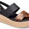 Crocs (WMNS) ブルックリン トルト ロー ウェッジ “ブラックブラウン” 207864-0C4