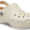 Crocs (WMNS) クラシック プラットフォーム ライニング クロッグ “ボーン” 207938-2Y2