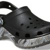 Crocs (WMNS) クラシック クラッシュ ディスコ クロッグ “ブラック” 208123-0C4