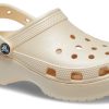 Crocs (WMNS) クラシック クロッグ プラットフォーム シマー “バニラ” 208590-108