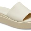 Crocs (WMNS) ブルックリン スライド “ホワイトベージュ” 208728-2Y2