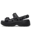 Crocs (WMNS) スカイライン スタッズ サンダル “ブラック” 209025-001