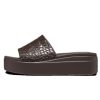 Crocs (WMNS) ブルックリン クロコ シャイン スライドサンダル “エスプレッソ” 209253-206
