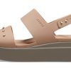 Crocs (WMNS) ブルックリン スタッズ ローウェッジ “コルク マッシュルーム” 209254-2DH