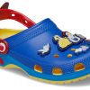 Crocs (WMNS) スノーホワイト クラシック クロッグ “ブルー イエロー レッド” 209483-769