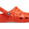 Crocs (WMNS) クラシック ジオメトリック クロッグ “オレンジ” 209563-84J