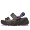 Crocs (WMNS) ハイカー Xscape サンダル “エスプレッソ ネオンパープル” 208181-2A0