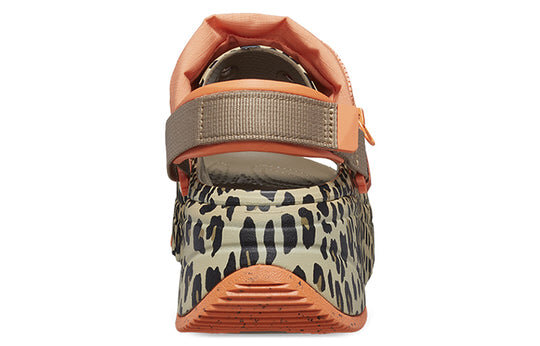 Crocs (WMNS) ハイカー Xscape アニマルサンダル “カーキ レオパード” 208611-2BY Crocs (WMNS) ハイカー Xscape アニマルサンダル “カーキ レオパード” 208611-2BY