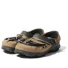 Crocs x Beams フィッシングベスト クラシッククロッグ “タン ダスティオリーブ” 206685-2ZD