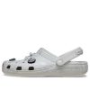 Crocs x Futura Laboratories クラシック クロッグ “パールホワイト” 209622-101
