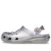 Crocs x Kenny Scharf クラシック クロッグ “シルバー” 209487-040