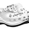 Crocs x MCM メガクラッシュクロッグ “ホワイトシルバー” MEXDAMM08WT