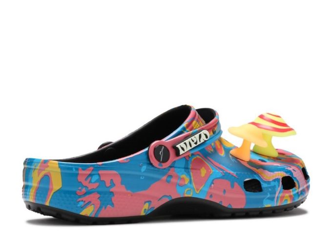 Diplo x Classic Clog「奇妙な世界を歩こう」