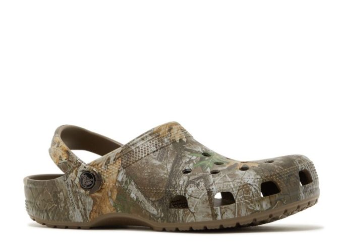 Realtree x クラシッククロッグ「エッジカモ – ウォルナット」