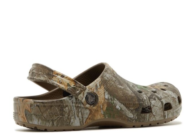 Realtree x クラシッククロッグ「エッジカモ – ウォルナット」